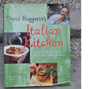David Ruggerio's Italian Kitchen 2000 hardcover cook book (66)